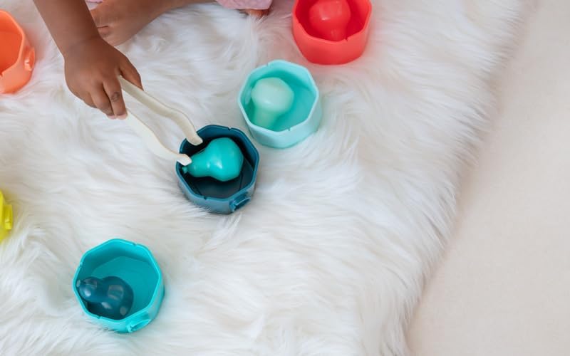 hračky s jemnou motorikou